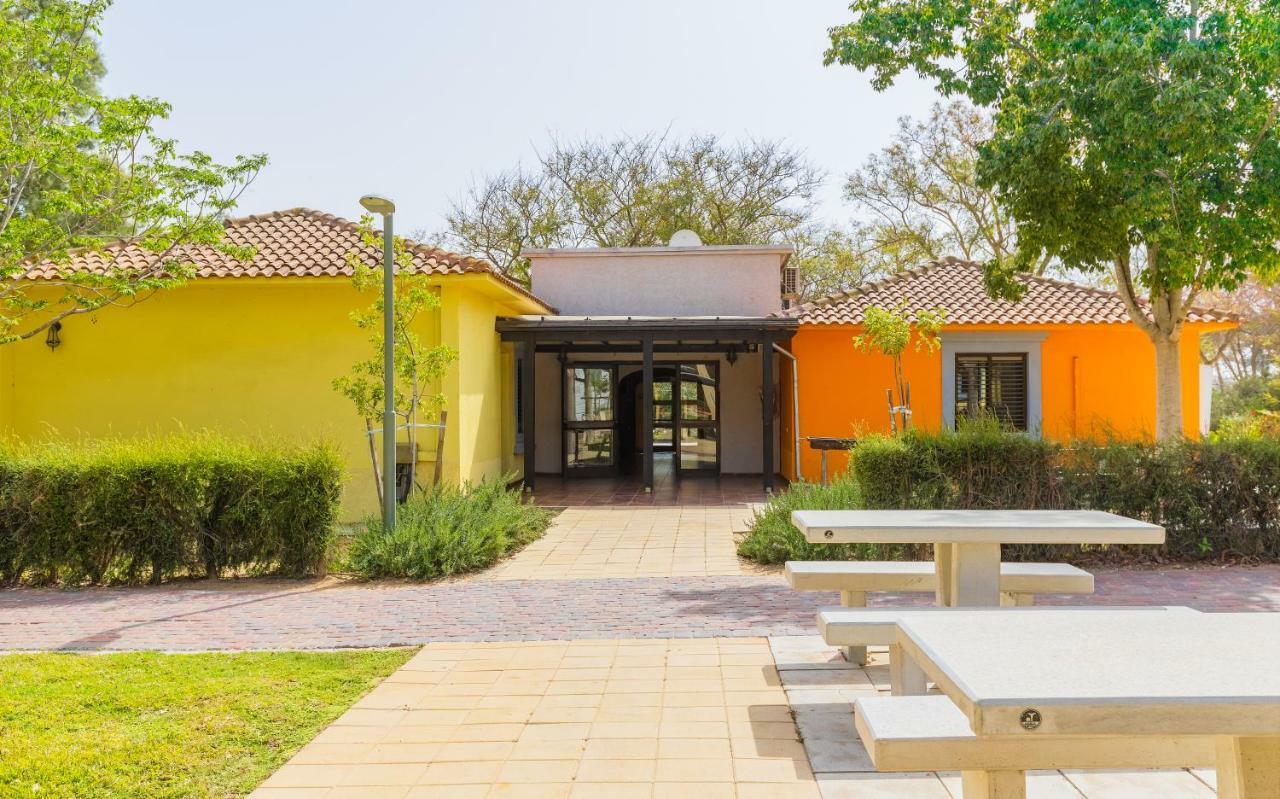 Willa Gvulot - Kibbutz Experience Gevulot Zewnętrze zdjęcie
